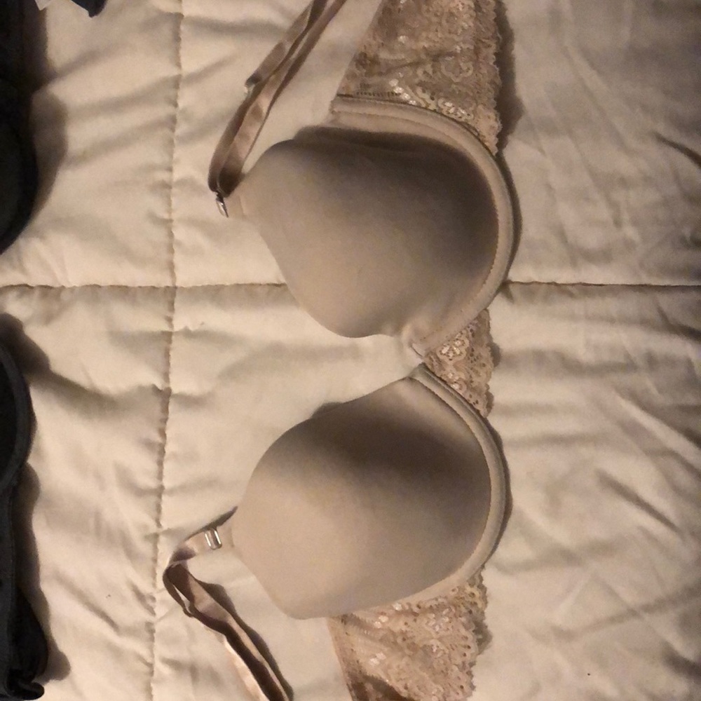 Gilligan & O’Malley intimates underwire bra lot - Picture 7 of 8